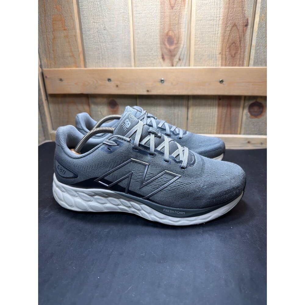 New Balance Fresh Foam 680v8 Mens 8.5 / Womens 10 Extra Wide 4E Gray